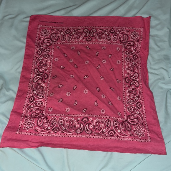 Levi’s multipurpose bandana set - Picture 8 of 9